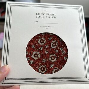 NEW sezane le foulard floral print scarf